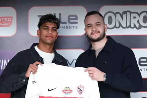رسميا.. الزمالك يعلن تجديد عقد محمد السيد